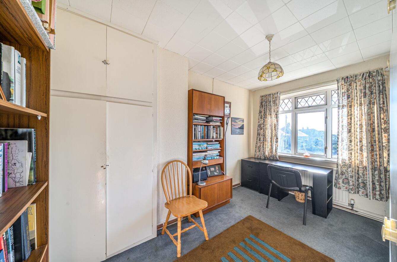 Fairy Grove, Killay, Swansea, SA2 7BY